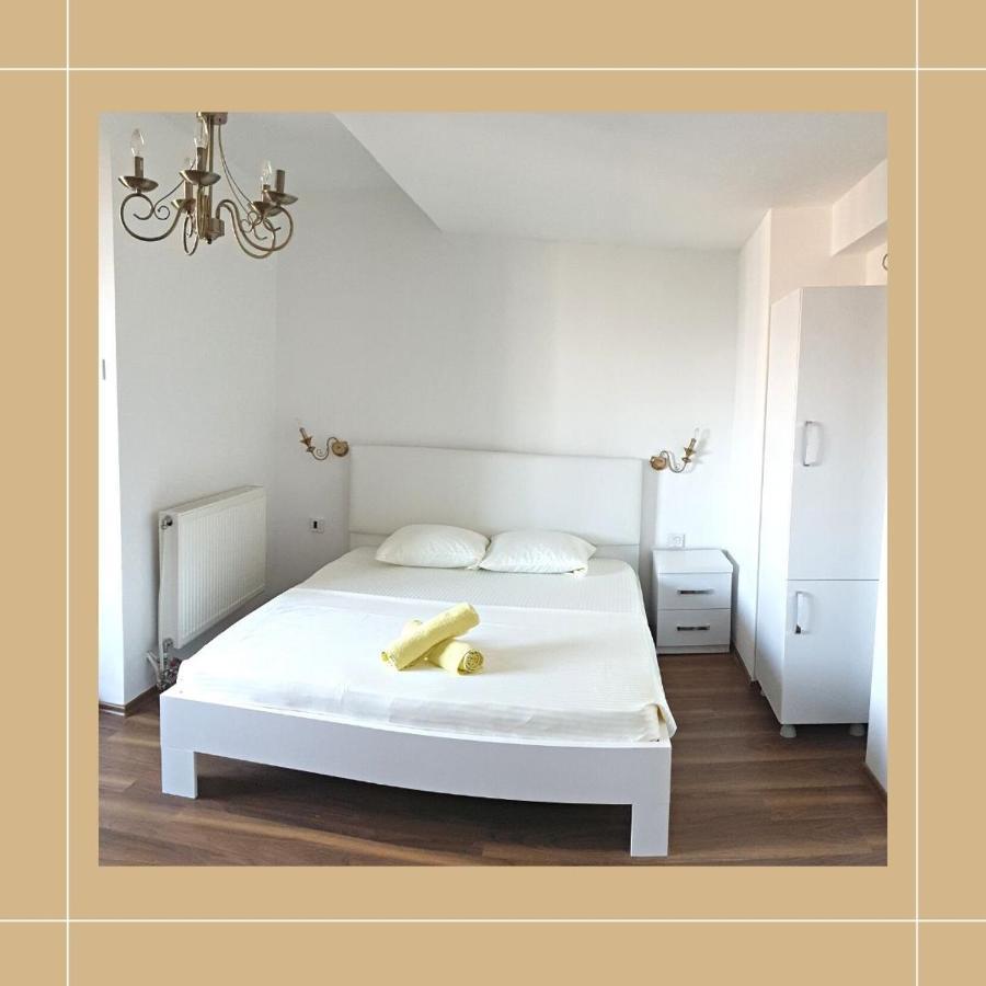 Pristina Newborn Rooms 외부 사진